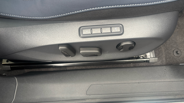 CUPRA Tavascan 210kW V2 77kWh 5dr Auto Electric Estate